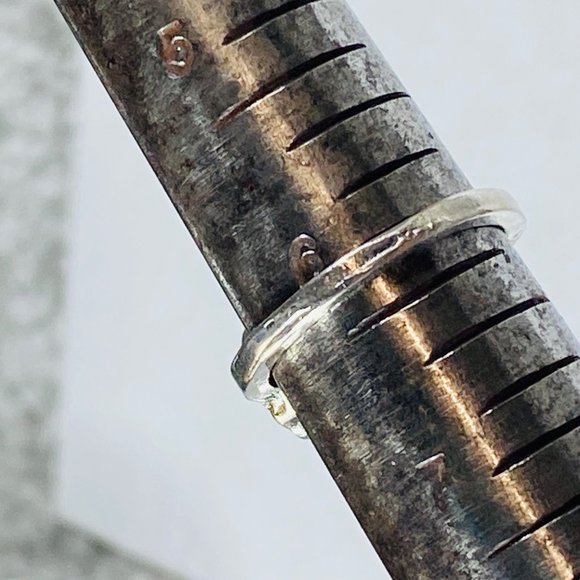 Silver Tone Filagree Ring Black Inlay Small Pinky Finger Approximate Size 6 - Picture 11 of 15